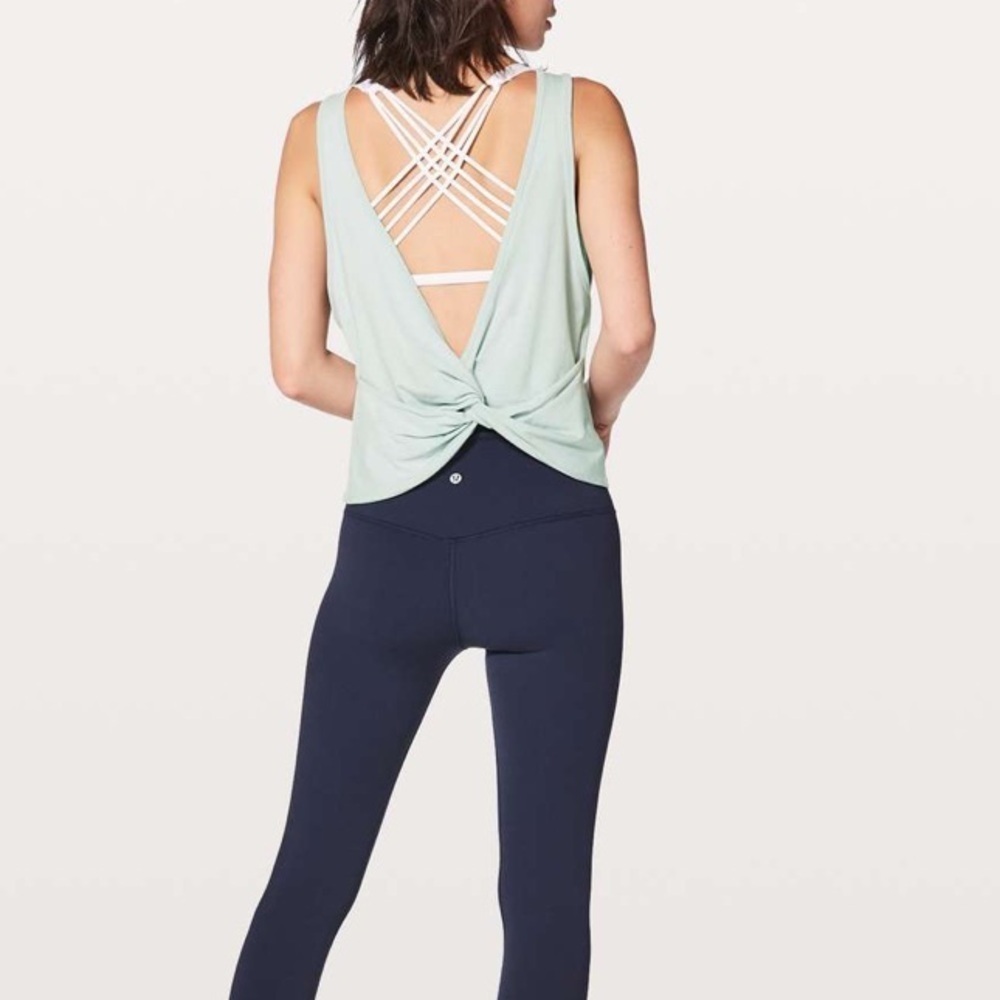 Lululemon I S - Picture 11 of 11